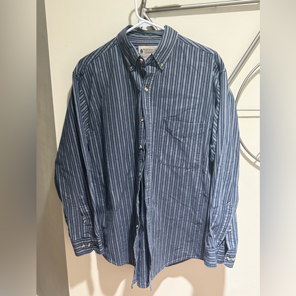 Vintage Northwest Territory 100% Cotton Striped Men's Button-Down Shirt